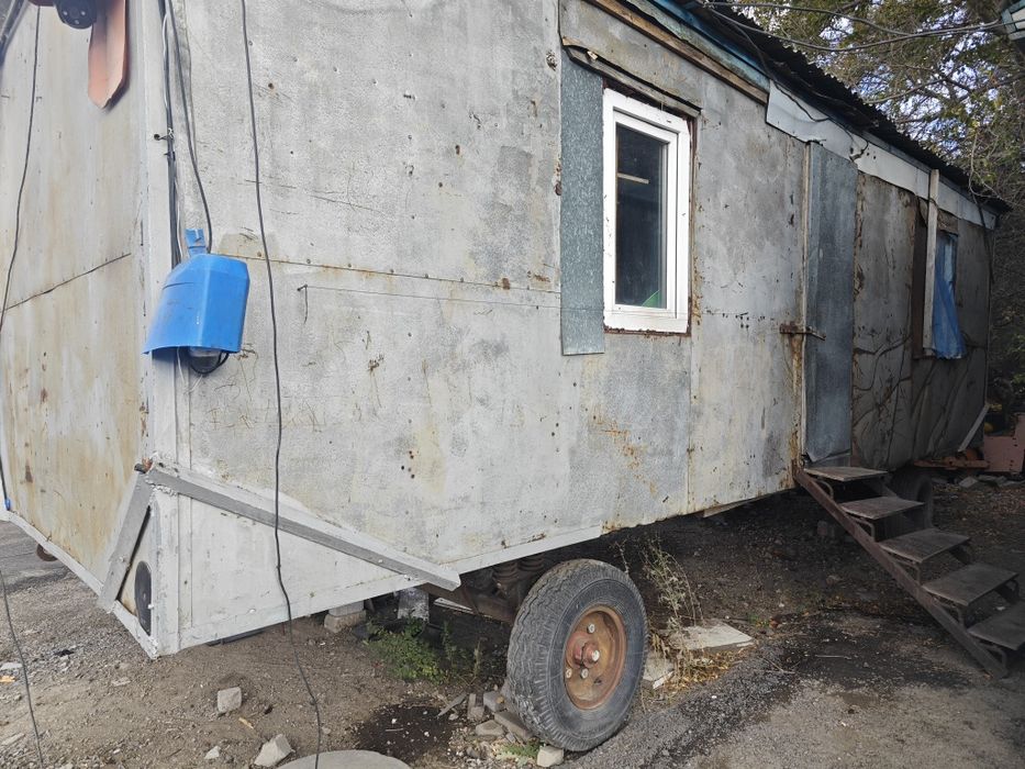 Вагончик бытовой