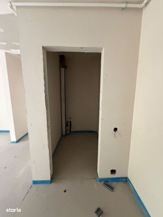 Apartament de vanzare 3 camere, 2 bai , terasa de 50 mp si parcare sub