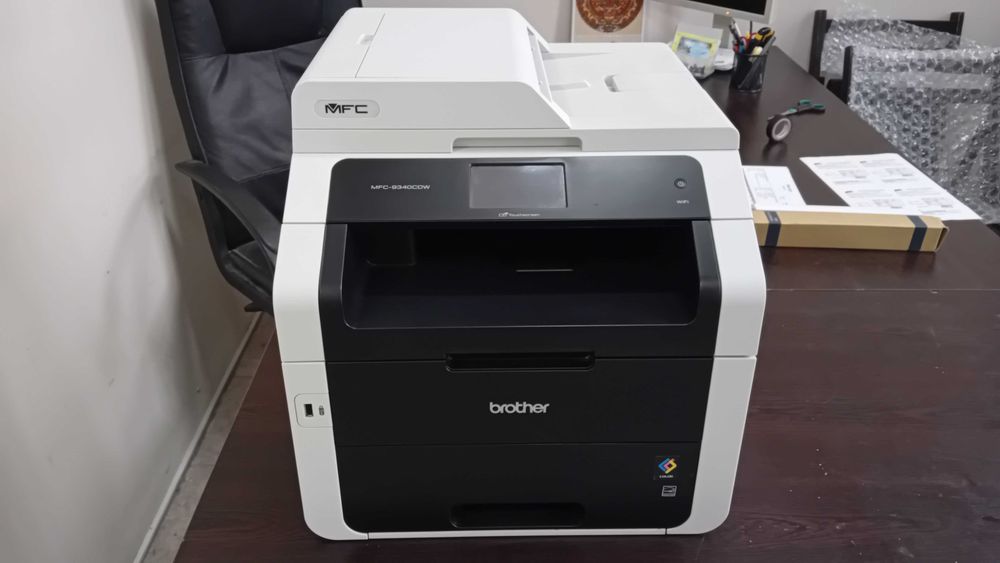 Отличен! Безжичен Wi-Fi цветен лазерен принтер Brother MFC9340 CDW