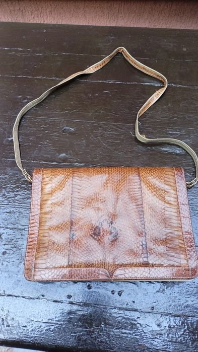 Geantă piele șarpe