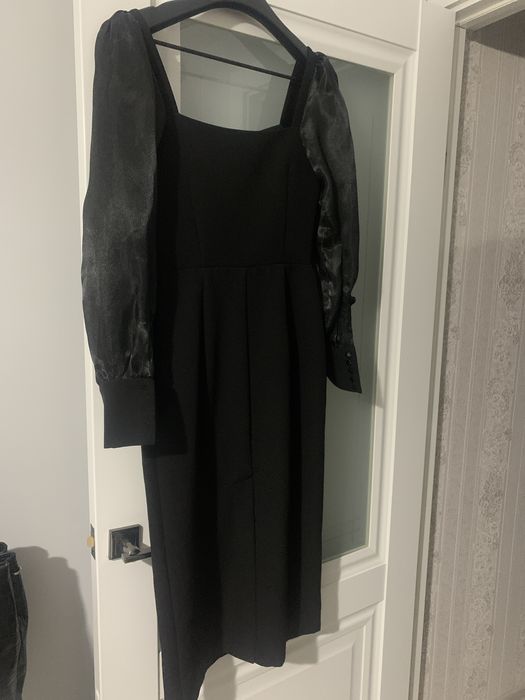 Платье бренд lichi