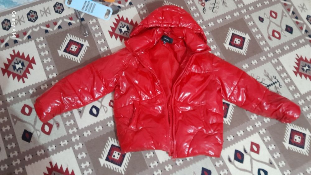 Срочно продам Обмен пуховик куртка