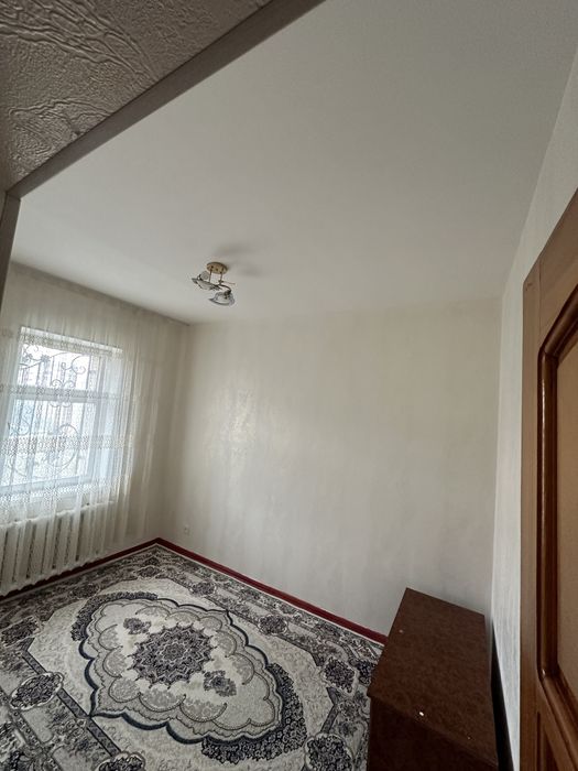 3 xona 4 xona qilingan Tinchlik metro yonida arendaga beriladi