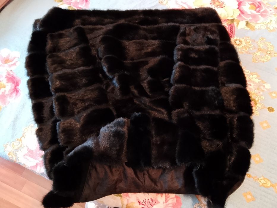 Продаю норковую шубу