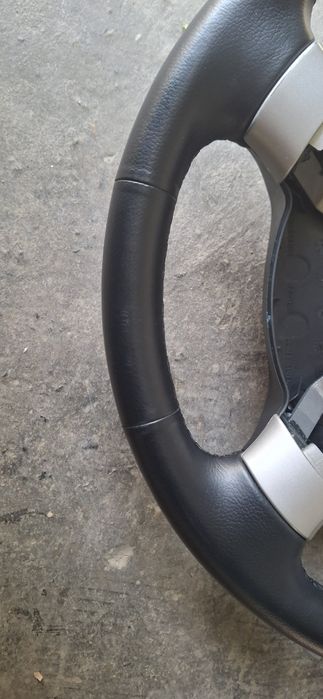 Продам рулевое колесо от жентры кожанный идеалном состоянии.фото реалн