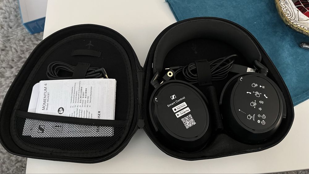 Casti Sennheiser Momentum 4