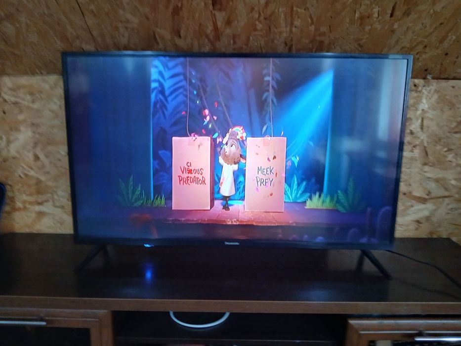 Продам телевизор панасоник