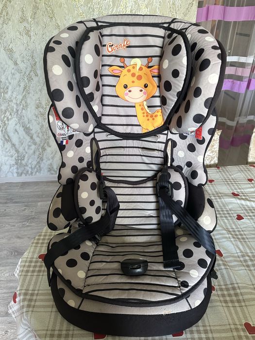 Продам автокресло детское 15000