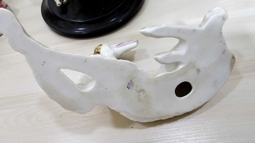 Статуэтка. ЛФЗ.  Отдыхающая борзая.