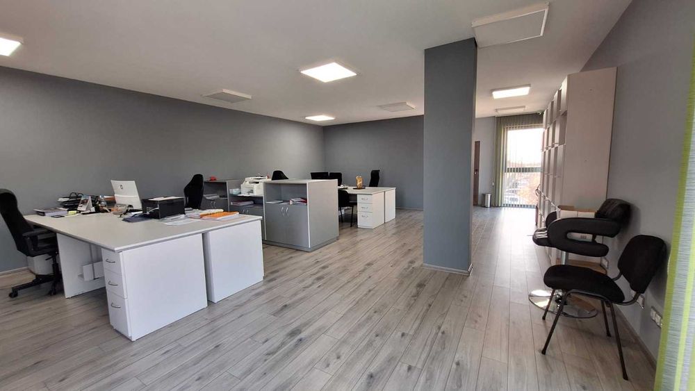 Обзаведен офис под наем