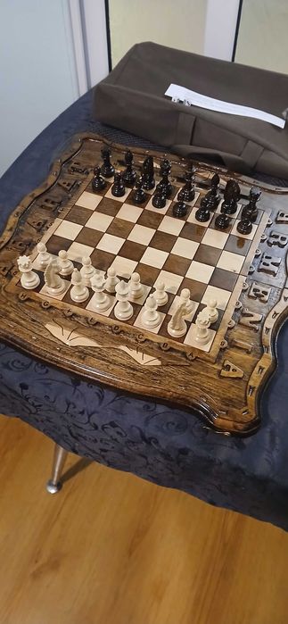 Луксозен Арменски Шах и Табла !