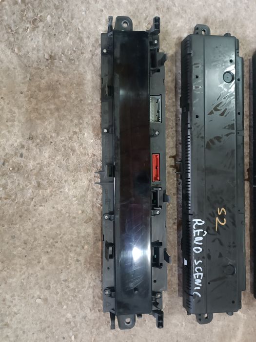 Ceas bord Scenic2 tablou bord Renault Scenic2 Fluence Megane3 Megane2 Clio3 Laguna2 digital nonfacelift facelift Fluence Megane3 Koleos Clio3 Megane2