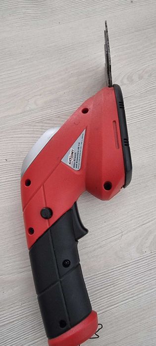 Foarfeca electrica iarba/gard viu