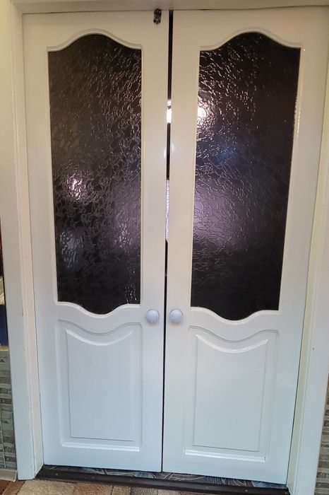 Продам межкомнатные двери