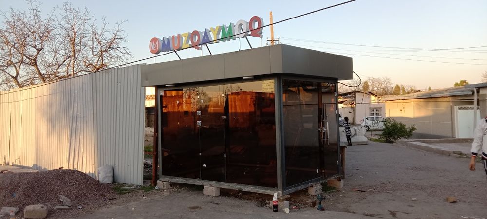 Будки из контейнера, сэндвич-панель, металлокаркас, закалённого стекла