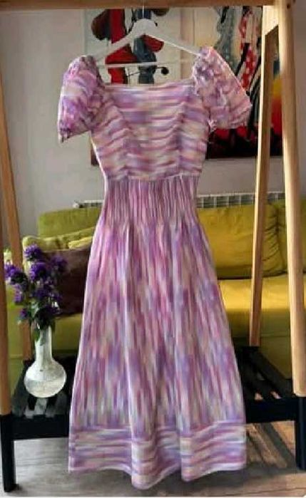 Уникално красива рокля