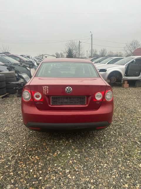 Dezmembrez,VW Jetta cutie manuala 5T 1.9 tdi tip BXE,An 2008