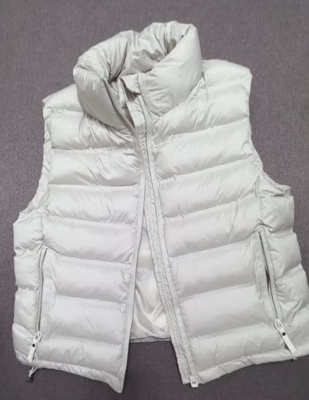 Продам новую жилетку