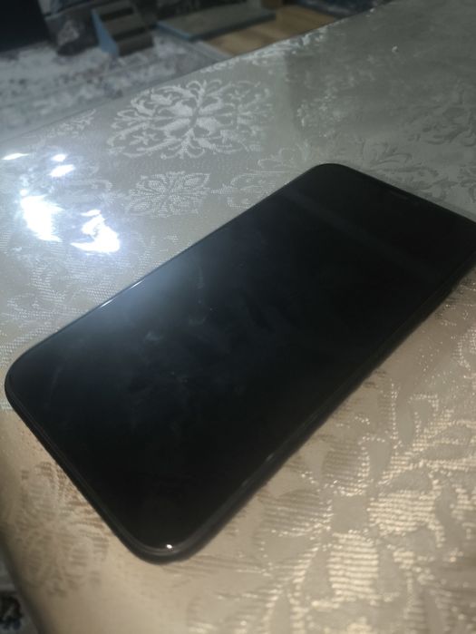 Продам Айфон 11 128гб АКБ 75%