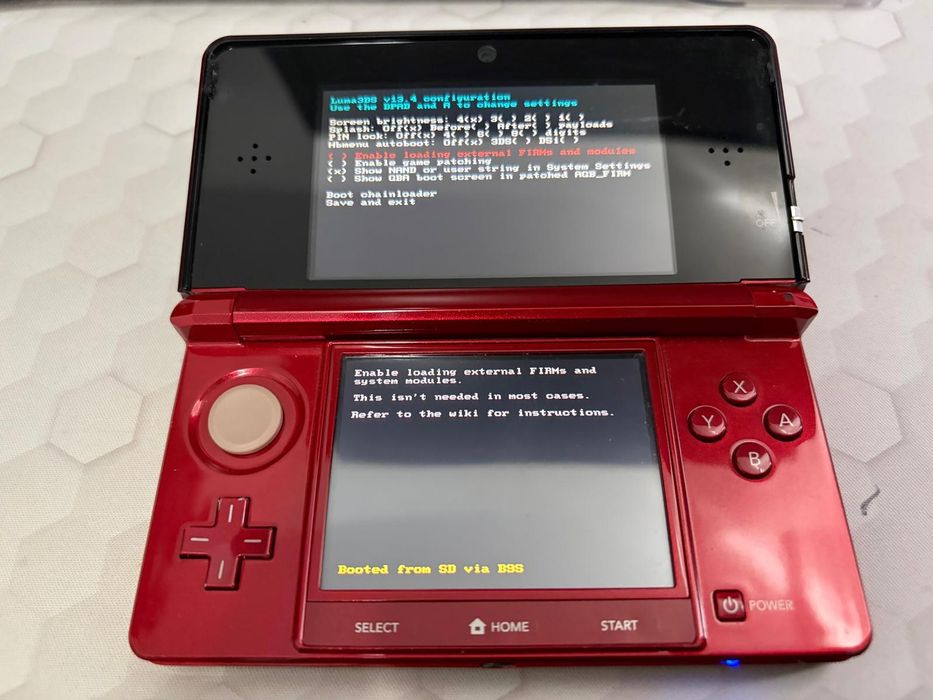 Nintendo 3DS Rosu Modat