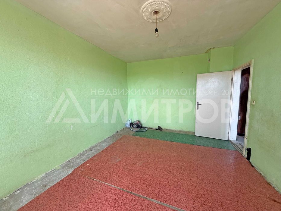 Продава апартамент тип гарсониера 42 кв.м. в гр. Нови пазар, САНИРАН жилищен блок - снимка 5