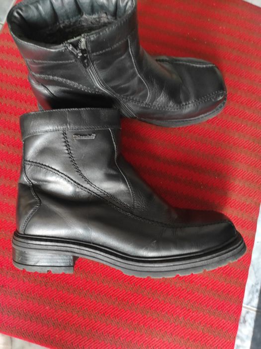 Ghete, bocanci din piele naturală 100%, îmblăniți. 
Foarte ușori, foar