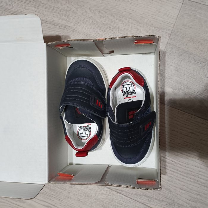 Обувь на осень детская кожаная , 21 размер