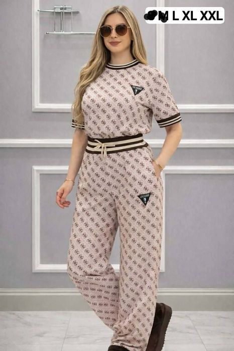 Set sau separat 170 lei cel de dama 150 lei pentru  fetite.