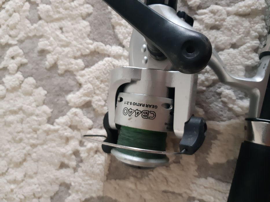 Продам донку в подарок кормушка