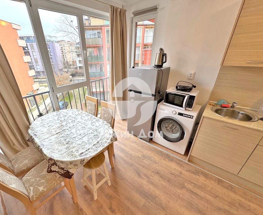 Продава се Двустаен апартамент в к.к. Слънчев бряг - 55 кв.м за 700 €/кв.м - Снимка #3