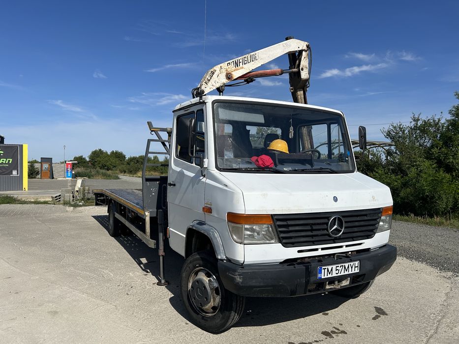 Vând Mercedes vario cu macara și platforma