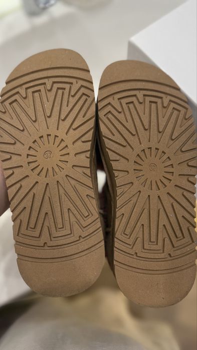 Продам новые угги