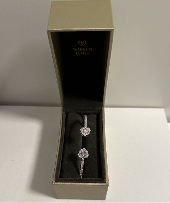 Vand bratara Warren James noua