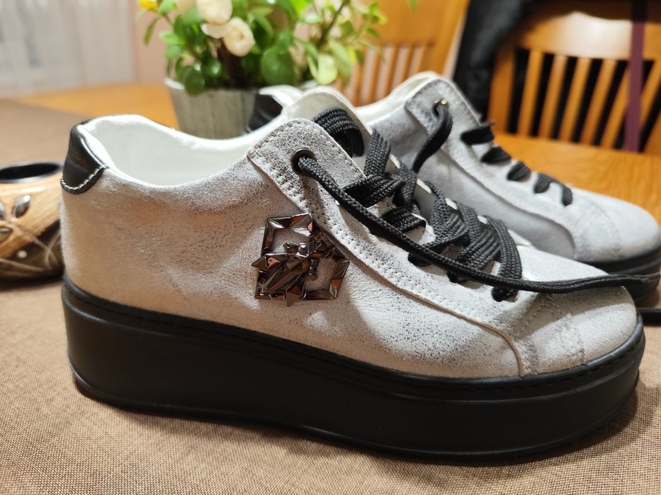 Дамски кожени ежедневни обувки