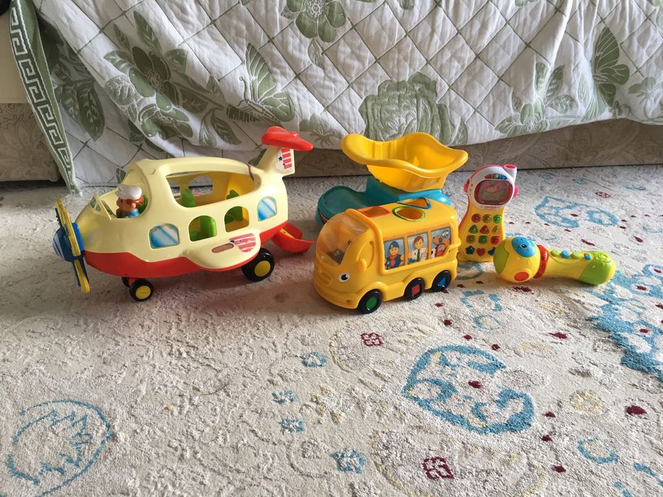 Продам игрушки,б/у