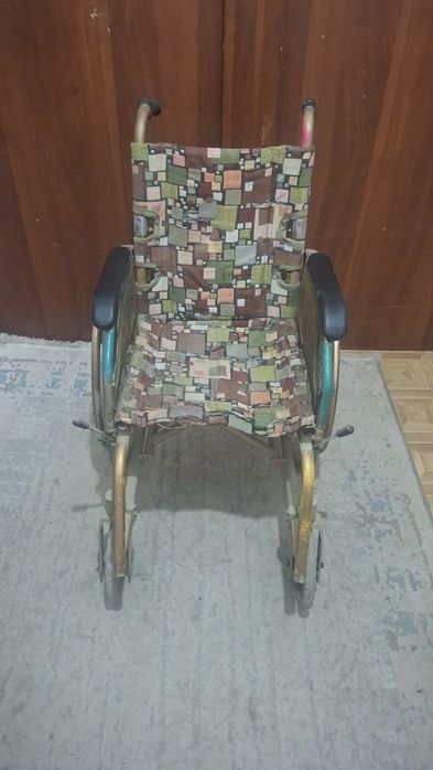 Инвалидная коляска
