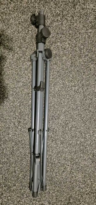 Lumina Led 360° Faitfhull 110v + Trepied 3 m