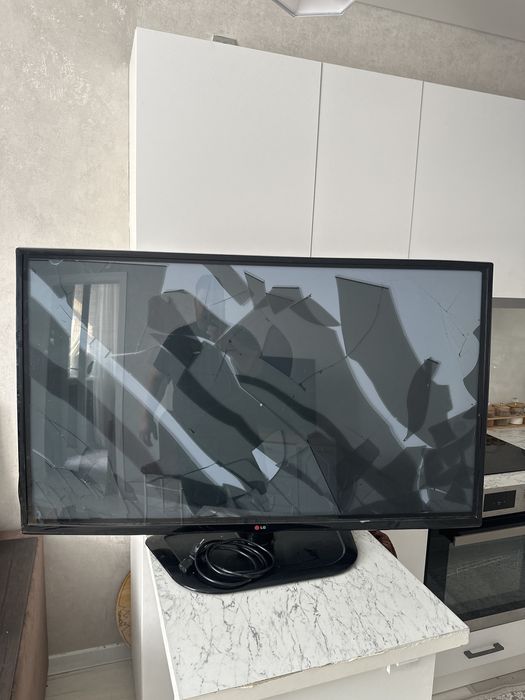 Lg сломанны телевизор