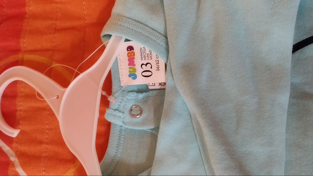 Нови бебешки бодита