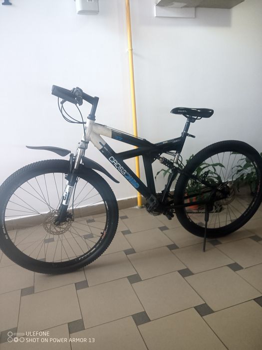 Vând bicicletă MTB CROSS WIND