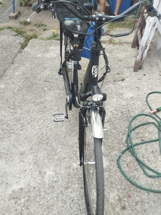 Vind două biciclete electrice