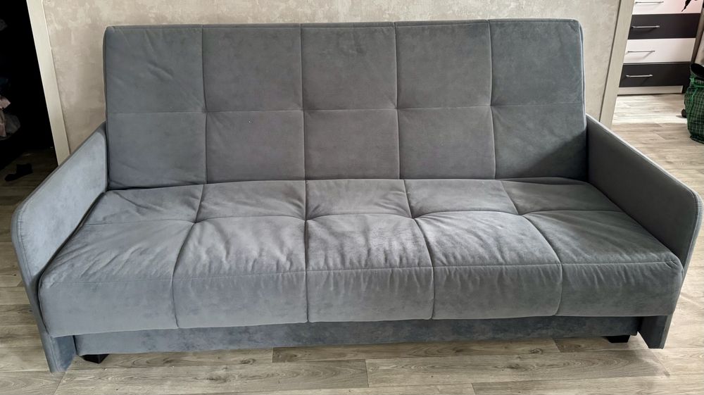 Продам диваны в отличном состояний