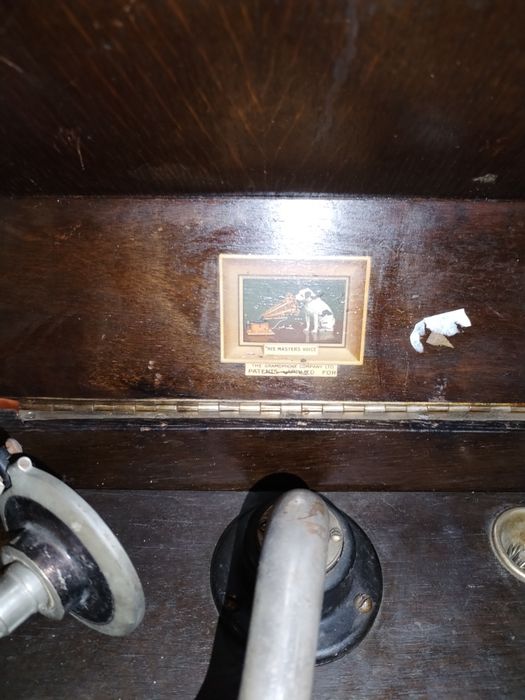 Gramofon de epocă