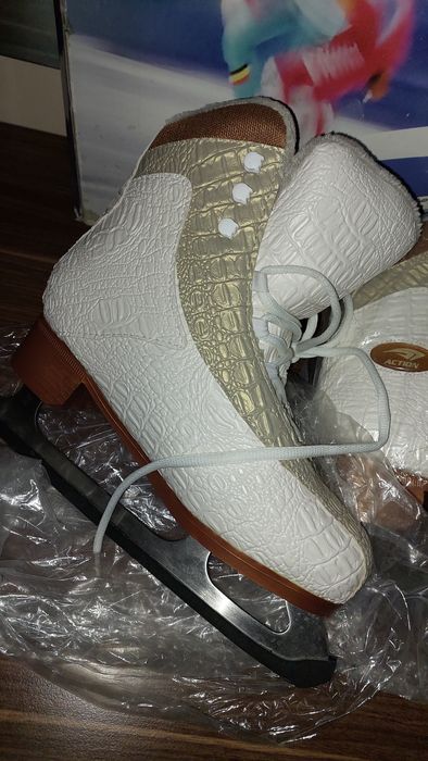 Коньки ноп новые