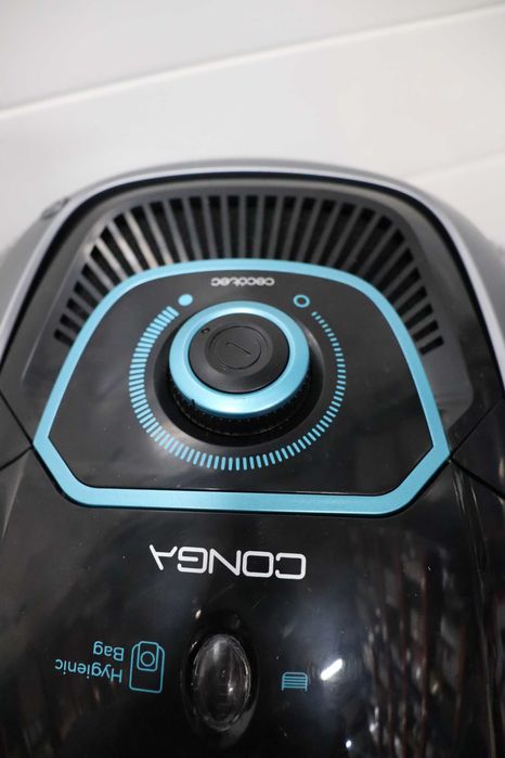 Прахосмукачка Cecotec Conga Powerbag 2500 Plus с торба 2.5л, 850W