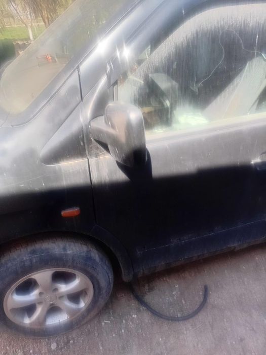 Автомобиль микроавтобус