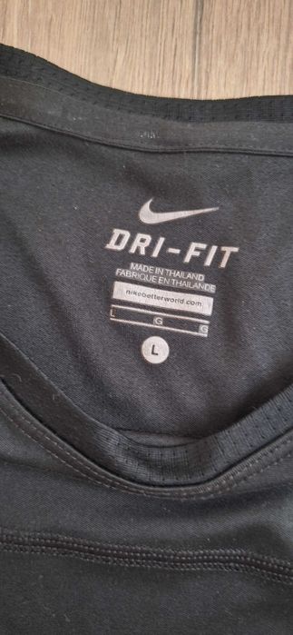 Nike Dri Fit - Дамска спортна тениска размер L