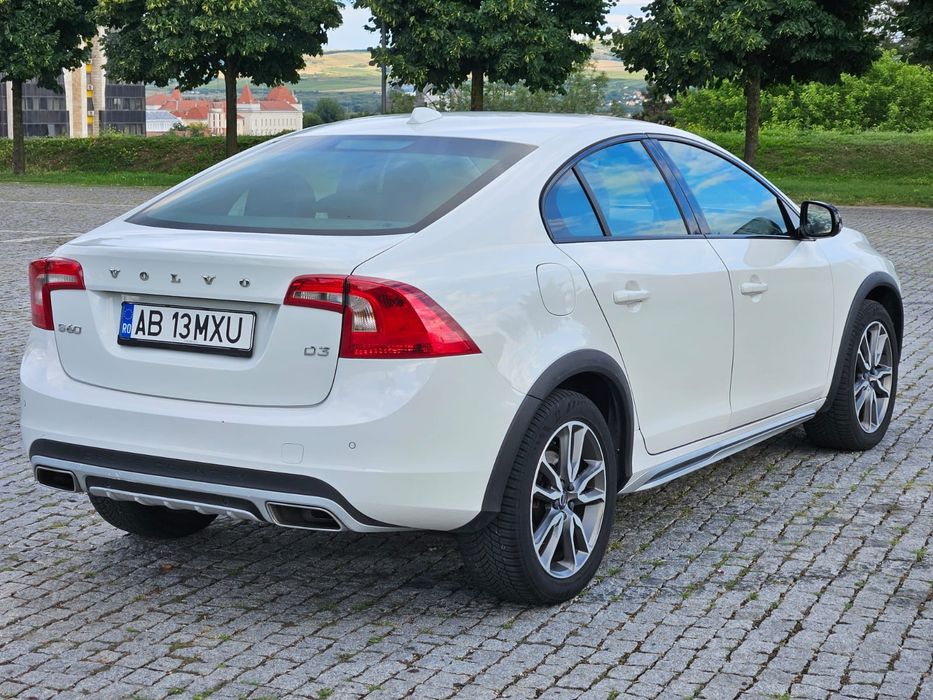 VOLVO S60 CROSS COUNTRY AN 2017  motor 2.0 diesel  AUTOMAT 8 TREPTE