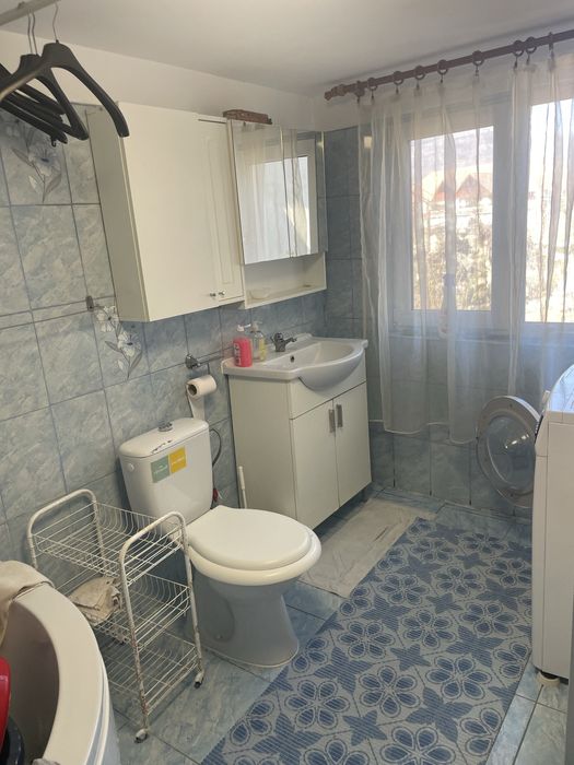 Casă de vânzare , in Oituz la strada Principală , teren 1200 mp