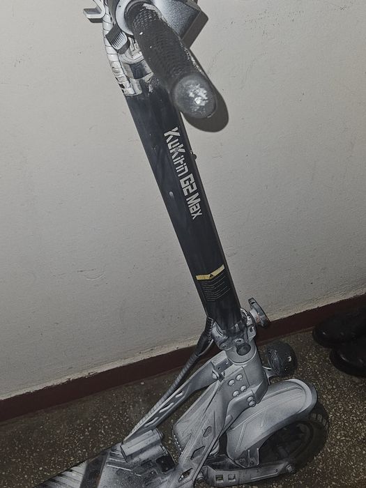 Se vinde trotineta!